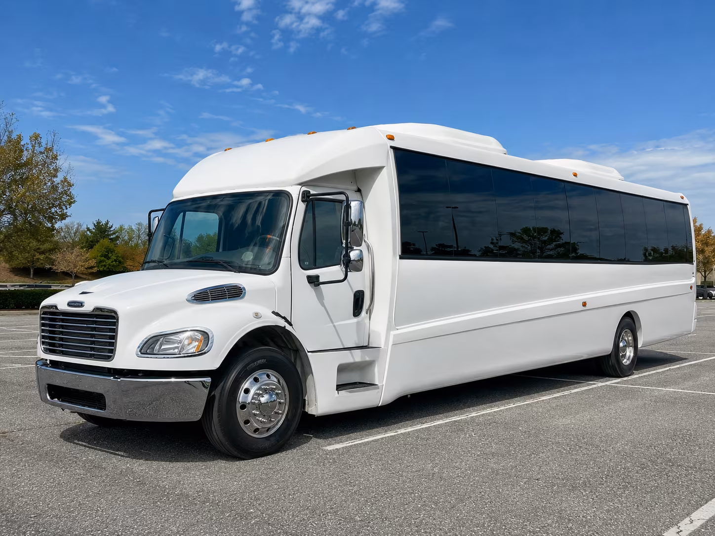 moorhead 30 passenger party bus