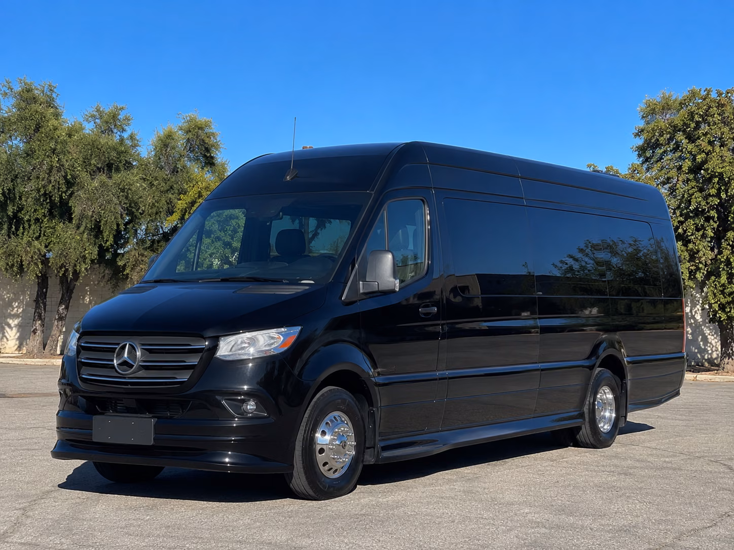 transportation serving moorhead and nearby cities