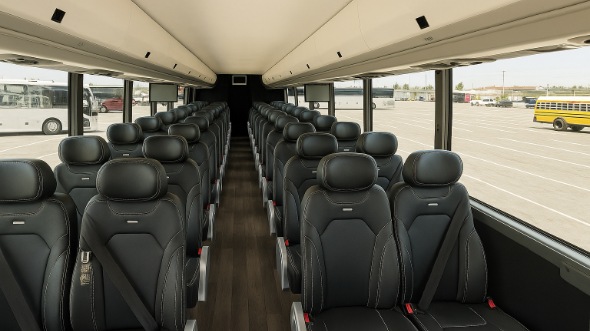 moorhead 15 passenger minibus rental